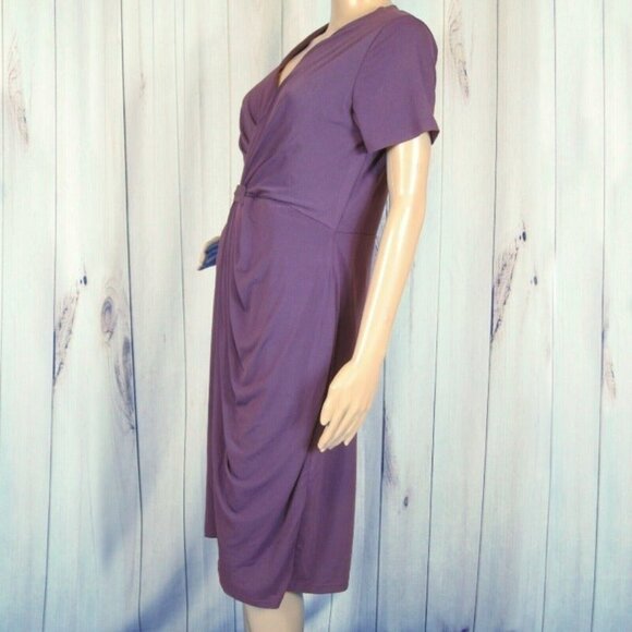 Purple Faux Wrap Dress Medium Slimming Drape Short Sleeve V-neck The Paragon NEW - Picture 5 of 8